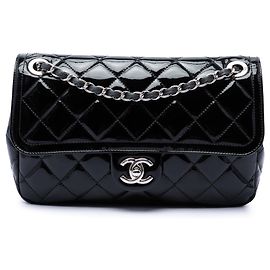 Borsa a tracolla Chanel Small Quilted Patent Coco Shine Flap Nera