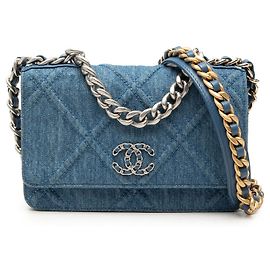 Bolso Chanel 19 Flap Wallet On Chain de denim azul