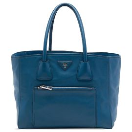 Borsa Shopping Tote Satchel Prada in vitello morbido blu con tasca frontale