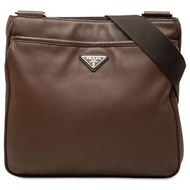 Borsa a tracolla Prada Vitello City con chiusura a zip marrone