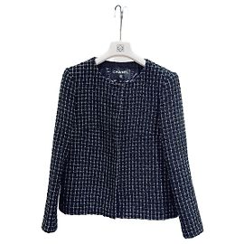 Chanel Black Tweed Jacket Size 34