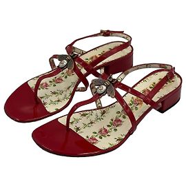 Gucci Sandali in pelle verniciata rossa Bee Floral