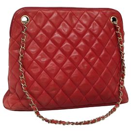 CHANEL Sac à épaule Matelassé à chaîne Agneau Rouge Or CC