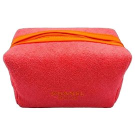 Necessaire Chanel in spugna corallo
