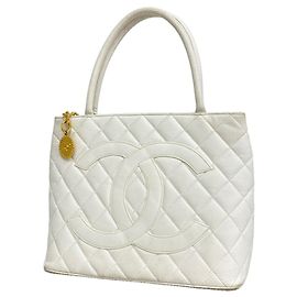 Borsa Tote Chanel in vitello martellato bianco