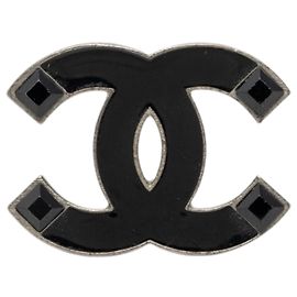 Spilla Chanel CC in smalto nero e ottone