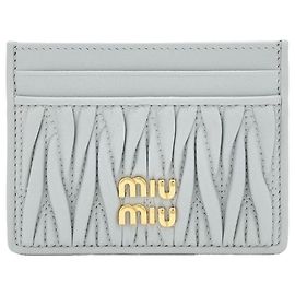 Miu Miu Matelassé Gold Logo Kartenetui Pearl Grey AFPP