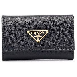 Prada Portallaves Saffiano con logotipo triangular Negro QHH