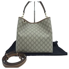 Gucci Borsa a secchiello media GG Emblem
Tote GG Supreme Canvas
Borsa a tracolla Crossbody Hobo