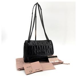 Miu Miu Borsa a tracolla con catena matelassé Vitello Shine