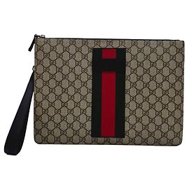 Gucci Borsa a Mano Supreme Canvas Web Strap Clutch Bag
