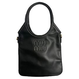 Miu Miu Bolsa de mão Ivy em couro com logotipo bordado Preto