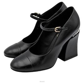 Chanel Décolleté Mary Jane