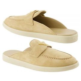 Prada Suede Mule Beige mit Triangle-Logo