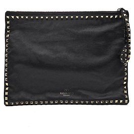Clutch Rockstud Valentino in pelle nera