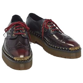 Burberry Bissett – Derby in pelle bordeaux e nera con borchie – Frange rimovibili