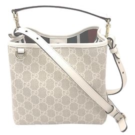 Borsa Secchiello Piccola Gucci GG Emblem