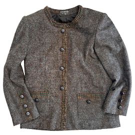 Traje de Tweed Chanel Gris y Marrón