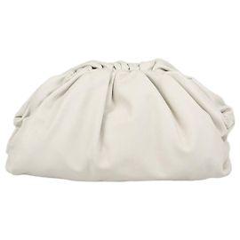 Bottega Veneta Borsa The Pouch Medium in pelle Off White
