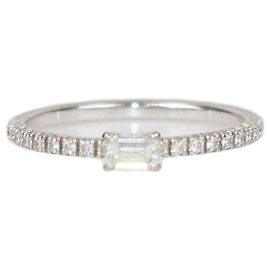 Cartier Etincelle De Cartier Ring aus 18K Weißgold mit Smaragd-Schliff Diamant Größe 51