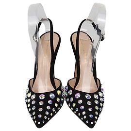 Décolleté Slingback Gianvito Rossi in camoscio nero con cristalli iridescenti Spectra