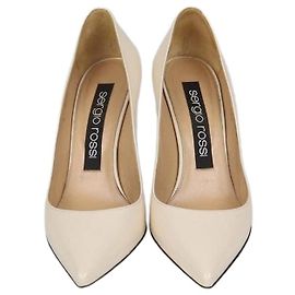 Sapatos de salto pointed toe em couro creme Sergio Rossi