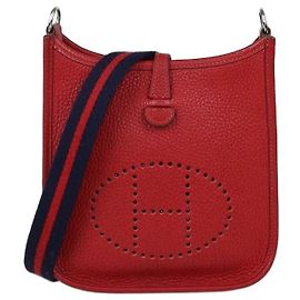 Hermès Hermes Evelyne TPM Tasche aus rotem Clemence-Leder