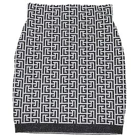 Minifalda Balmain de jacquard de viscosa y Lurex en negro/blanco