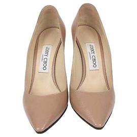 Zapatos de salón Romy de piel charol texturizada beige Jimmy Choo
