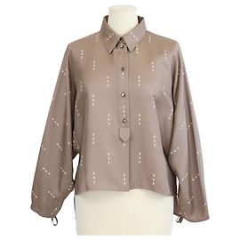 Hermès Camisa corta de pintor Hermes Grey Silk Losanges sur Faconne