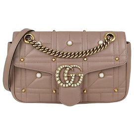 Borsa a spalla media Gucci GG Marmont in pelle matelassé Old Rose con perle