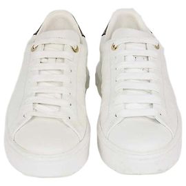 Sneakers Time Out in pelle Monogram embossed bianca Louis Vuitton