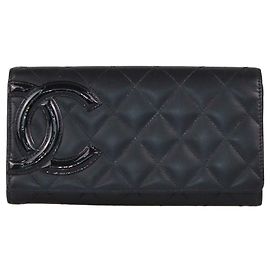 Chanel Cambon Continental Flap Portemonnaie aus schwarzem gestepptem Leder