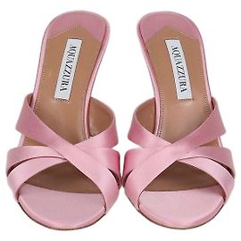 Sandali incrociati Aquazzura Kiss Me Quick in raso rosa