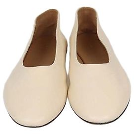 Ballerine Awar in pelle crema The Row