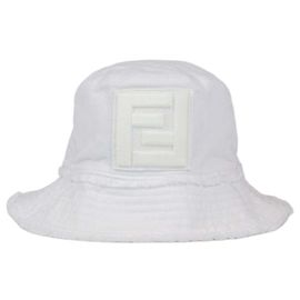 Fendi Bucket Hat aus weißer Baumwolle mit FF-Stickerei