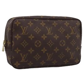 LOUIS VUITTON Monogram Trousse Toilette 23 Clutch Bag M47524 LV Auth 201922A