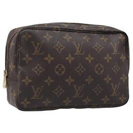 LOUIS VUITTON Monogram Trousse Toilette 23 Clutch Bag M47524 LV Auth 199431A