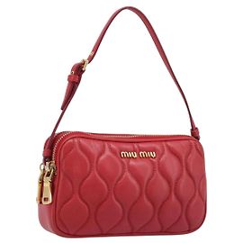 Pouch Miu Miu in pelle rossa tono oro Auth 200834V