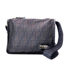 Bolso de hombro Fendi con estampado Zucca