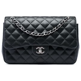 Chanel Black Jumbo Classic Lambskin Double Flap