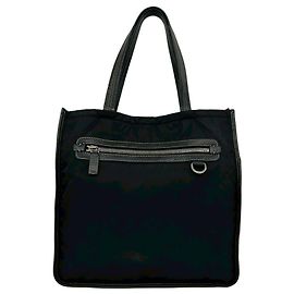 Prada Tote aus schwarzem Tessuto