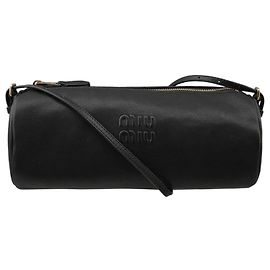 Miu Miu Borsa a tracolla pouch in pelle nera