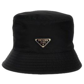 Prada Nylon Bucket Hat Schwarz mit goldenem Dreiecks-Logo