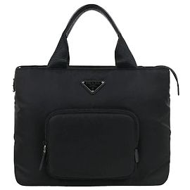 Prada Borsa a spalla Tote imbottita in Re-Nylon inutilizzata