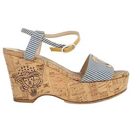 Chanel Coco Stripe Heel Keilsandaletten aus Kork