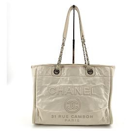 Chanel Bolso de hombro Deauville de piel