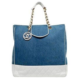 Chanel Bolso de hombro de denim bicolor con cadena