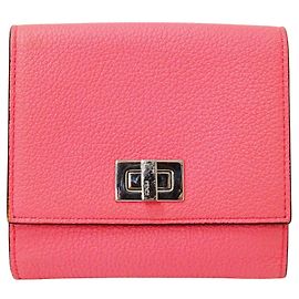 Portafoglio bi-fold da donna Fendi in pelle rosa