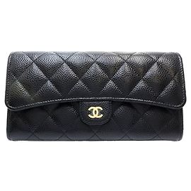 Cartera larga Chanel de piel de becerro granulada negra